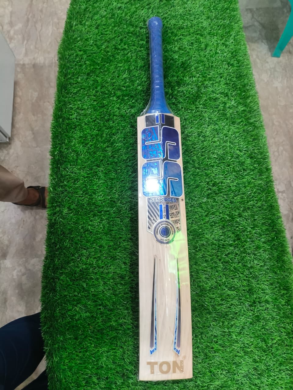 SUNRIDGES TON Cricket Bat – English Willow for Leather Ball Cricket
